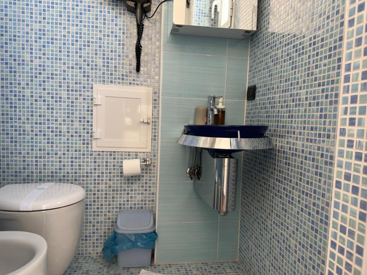 בארי Cconforthotels Appartamento Skyline מראה חיצוני תמונה